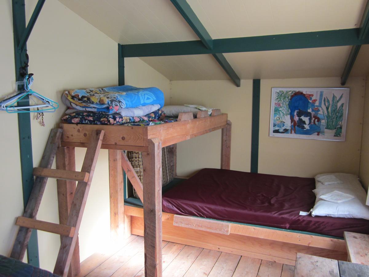 Dawson City River Hostel Exterior foto